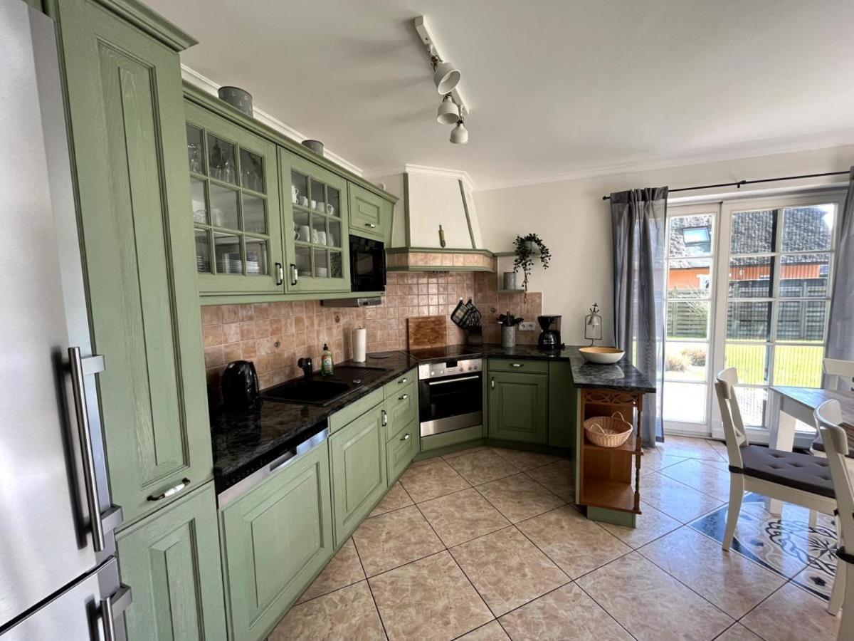 Ferienhaus Fiete In Wieck Esterno foto